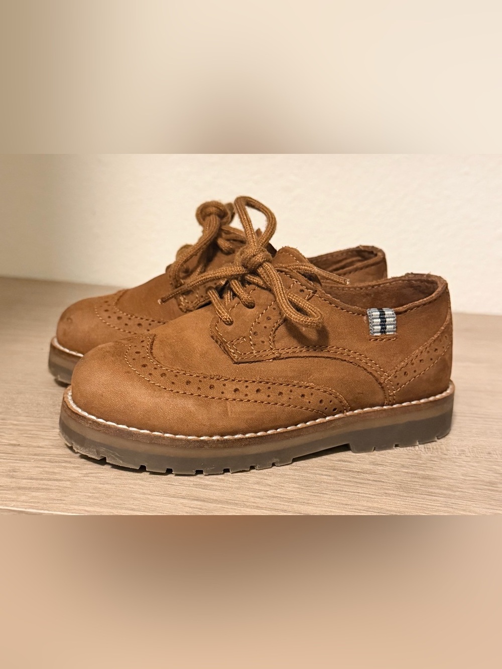 Zara Kids Tan Brogue Lace-Up Dress Shoes